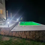 Villa Green Oasis Jakuzzi&Swimming Pool
