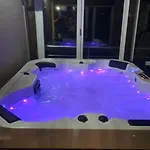Villa Oasis Jakuzzi&swimming Pool