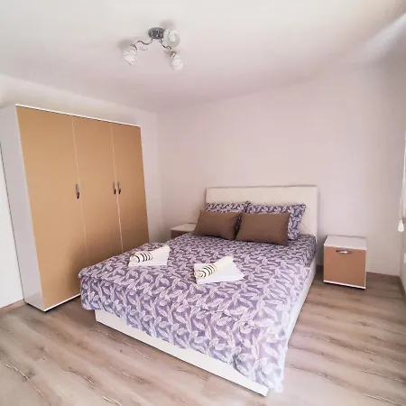 Villa Oasis Swimming Pool Saraievo