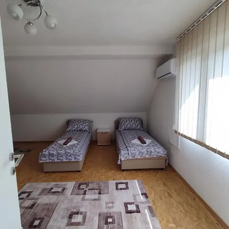 Oasis Jakuzzi&swimming Pool Villa Sarajevo