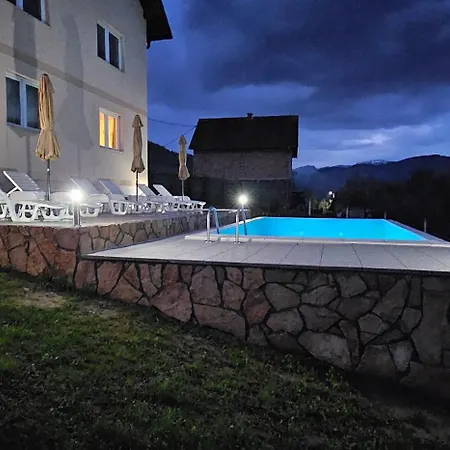 Oasis With Pool * Saraybosna