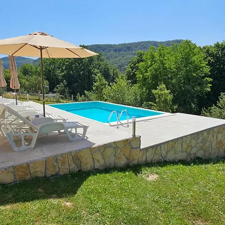 Oasis With Pool Σαράγεβο