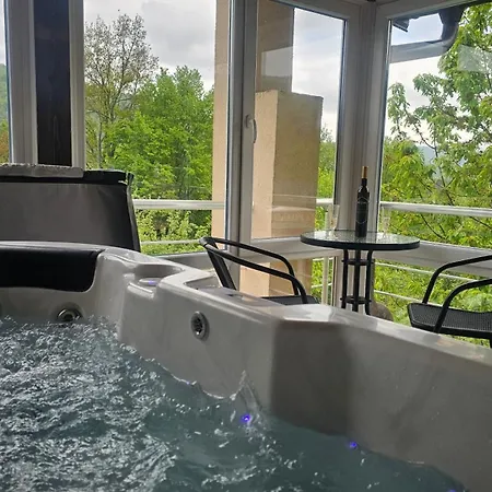 Villa Oasis Jakuzzi&swimming Pool Sarajevo